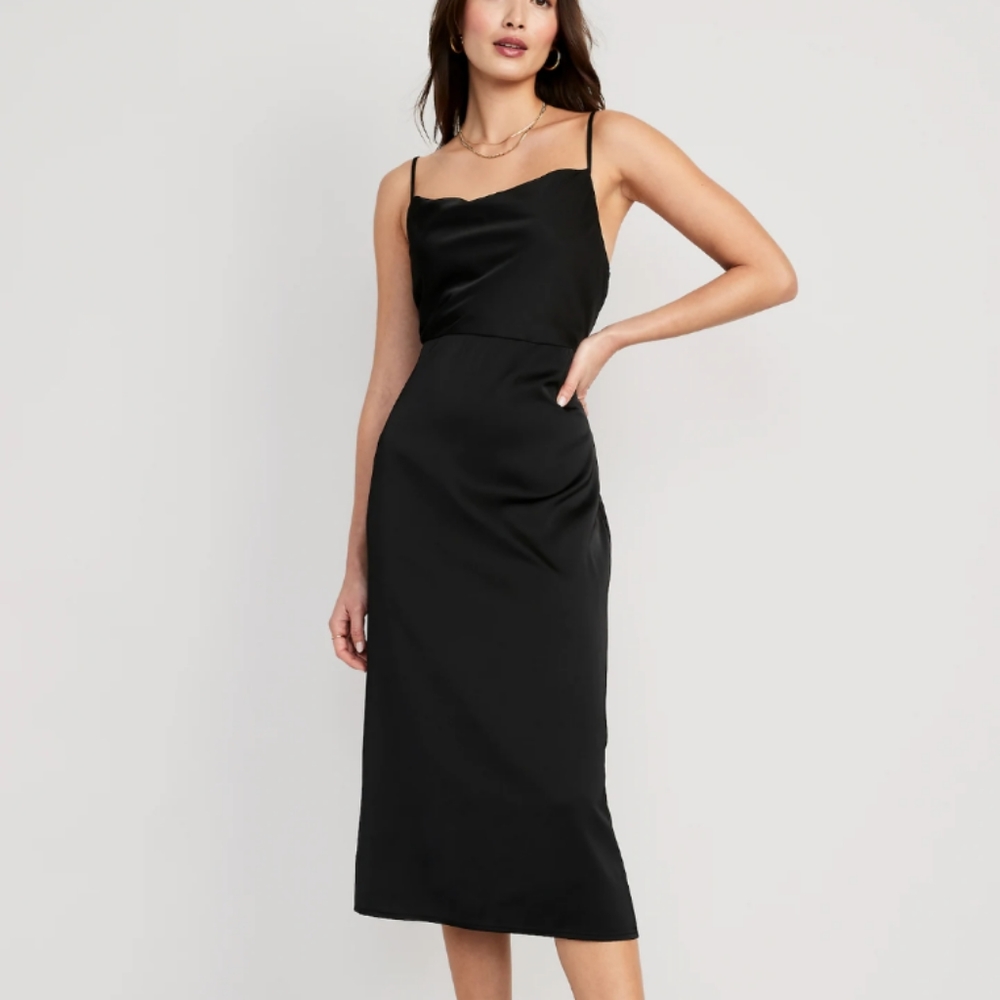 🤓NWT Old Navy black silky slip dress, size M